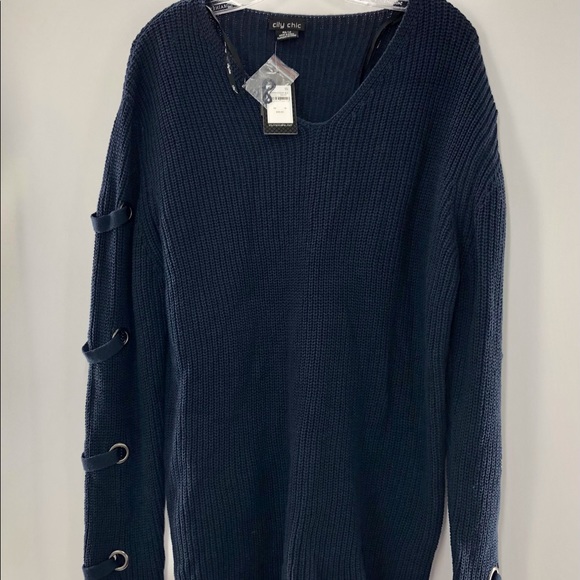 10. NWT City Chic Grommet V Neck Navy Sweater - Picture 5 of 9